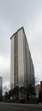 200 Wellesley St E in Toronto, ON - Building Photo - Building Photo