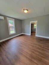 2209 N Travis Ave in Springfield, MO - Building Photo - Building Photo