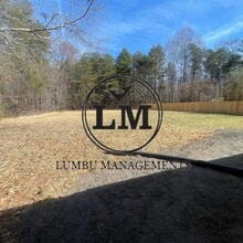 2089 Traynham Grove Rd in Alton, VA - Building Photo - Building Photo