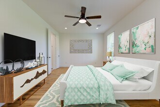 2710 Noble St in Houston, TX - Building Photo - Building Photo