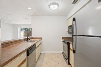 210 S Habana Ave, Unit 210C in Tampa, FL - Building Photo - Building Photo