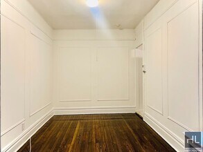 NO FEE Two Bed on Upper East Side! Won't S in New York, NY - Building Photo - Building Photo