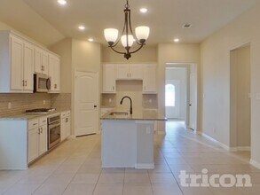 1940 Gill Star Dr in Haslet, TX - Building Photo - Building Photo