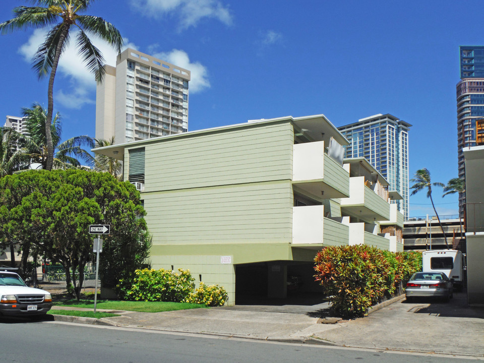 426 Pau St in Honolulu, HI - Building Photo