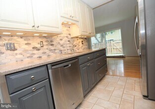 1759 Sharwood Pl in Crofton, MD - Building Photo - Building Photo
