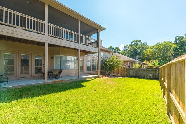 property at 3631 Country Club Blvd