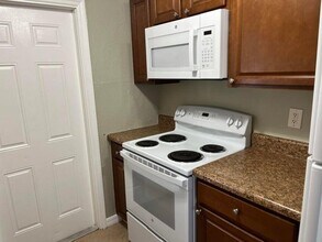 520 W M.L.K. Jr Blvd in Boynton Beach, FL - Building Photo - Building Photo