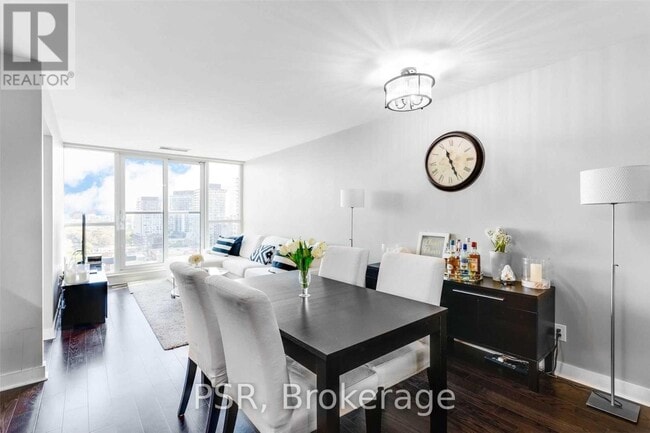 320 Richmond St E in Toronto, ON - Building Photo - Building Photo