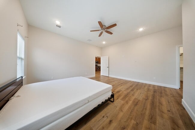 property at 2019 Olivos St