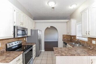 13102 Braybourne Pl in Olive Branch, MS - Building Photo - Building Photo