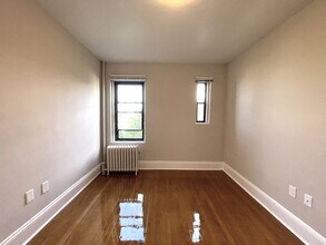 8 Langmaid Ave, Unit 22 in Somerville, MA - Building Photo - Building Photo