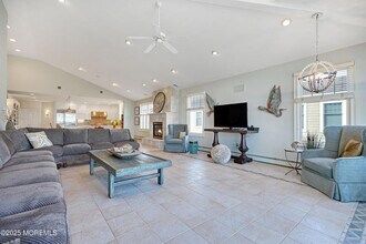 233 Beach Front, Unit 3 in Manasquan, NJ - Building Photo - Building Photo