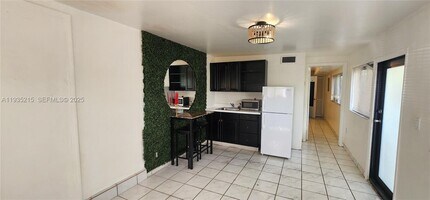 6455 SW 33rd St in Miami, FL - Building Photo - Building Photo