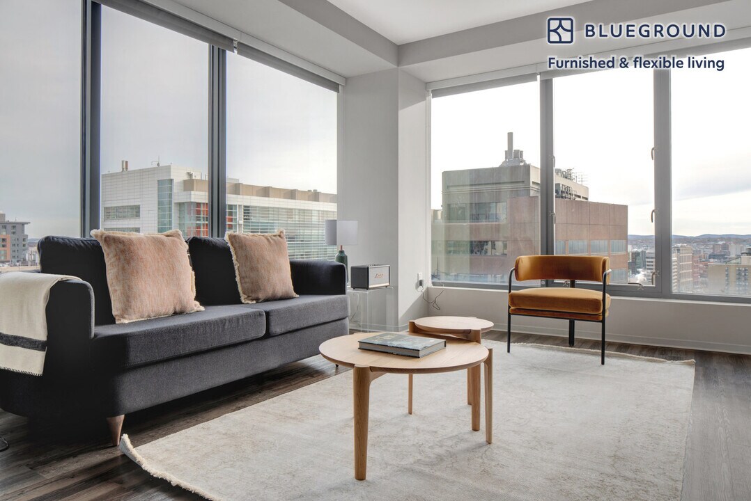 45 Stuart St in Boston, MA - Foto de edificio