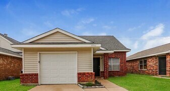 7742 Sign St in Missouri City, TX - Building Photo