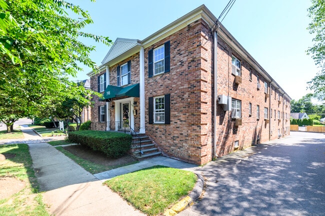 property at 398 Courtland Ave