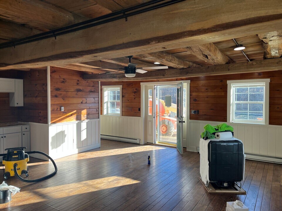 2985 Granary Rd in Seven Valleys, PA - Building Photo