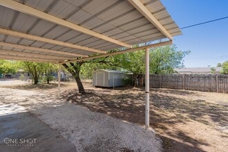 2349 Highland Ave in Abilene, TX - Foto de edificio - Building Photo