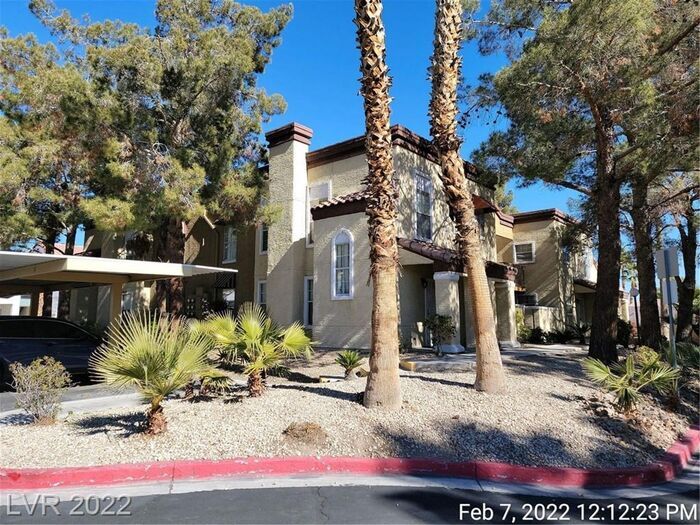 2801 N Rainbow Blvd in Las Vegas, NV - Building Photo