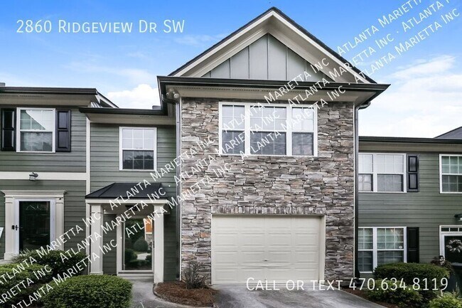 2860 Ridgeview Dr in Atlanta, GA - Building Photo - Building Photo