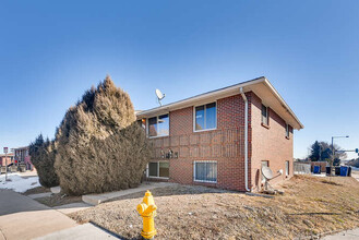 1100 Rosemary St in Denver, CO - Foto de edificio - Building Photo