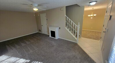 382 Waterside Avenue in Canal Fulton, OH - Building Photo - Building Photo