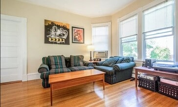 56 Warren Ave in Marlborough, MA - Building Photo - Building Photo