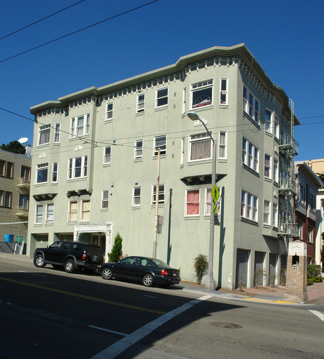 1910 Fulton St in San Francisco, CA - Building Photo - Building Photo