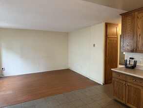 5660 Lauretta St, Unit 2 in San Diego, CA - Building Photo - Building Photo