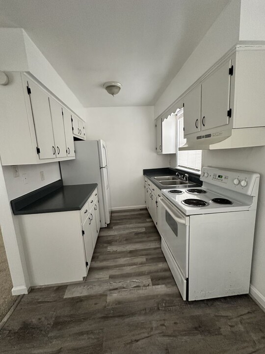 3218 Flanders Ave in Norfolk, VA - Building Photo