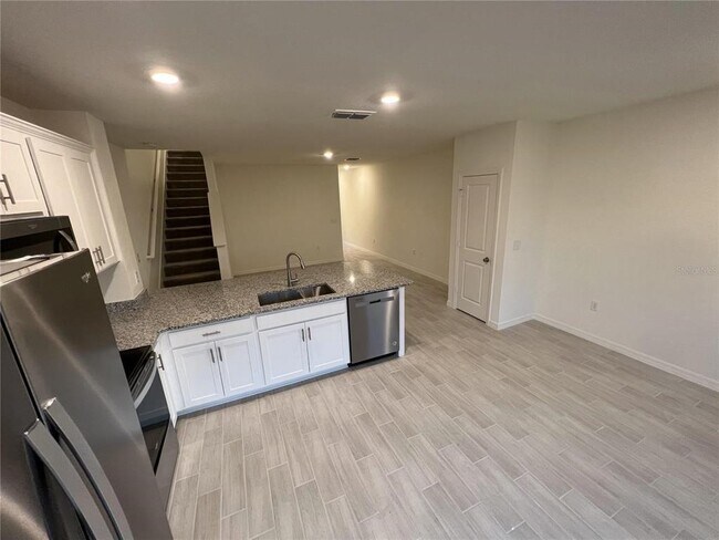 1628 Mirabella Cir in Davenport, FL - Foto de edificio - Building Photo
