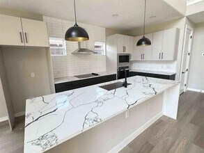 605 Parkview Ave in Dallas, TX - Building Photo - Building Photo