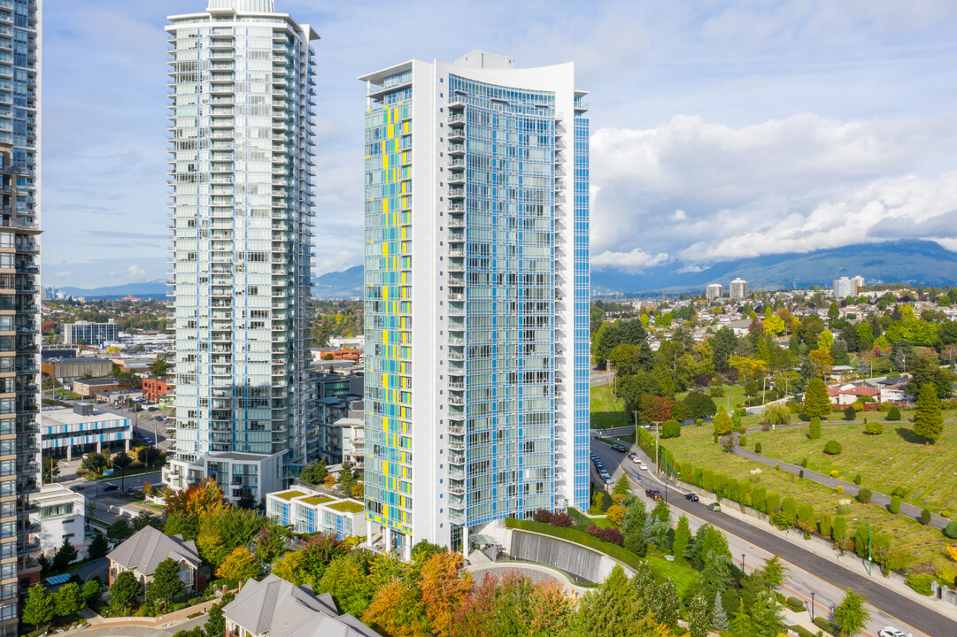 Aviara in Burnaby, BC - Building Photo