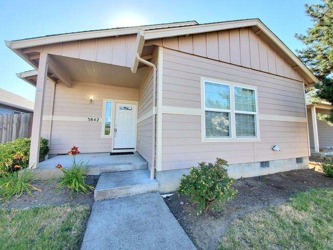 property at 3842 SE Ryunkin St