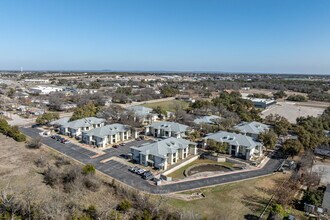 San Gabriel Crossing in Liberty Hill, TX - Foto de edificio - Building Photo