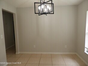 450 Santa Martia St SW in Palm Bay, FL - Building Photo - Building Photo