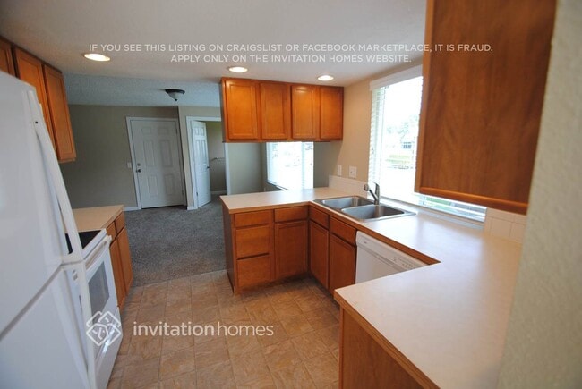 4243 SW 323rd St in Federal Way, WA - Building Photo - Building Photo