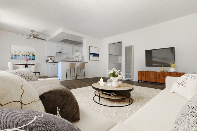 Woodglen Apartment Homes