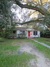 2246 SE 3rd Ave in Ocala, FL - Building Photo - Building Photo