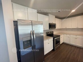 5110 Cameron Cmns Pkwy in Charlotte, NC - Foto de edificio - Building Photo