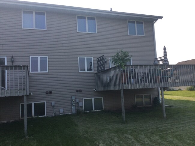 2632 Autumn Ln, Unit 2632 in Janesville, WI - Building Photo - Building Photo
