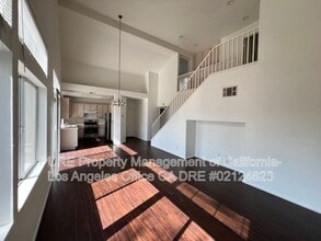 22909 S Figueroa St in Carson, CA - Building Photo - Building Photo