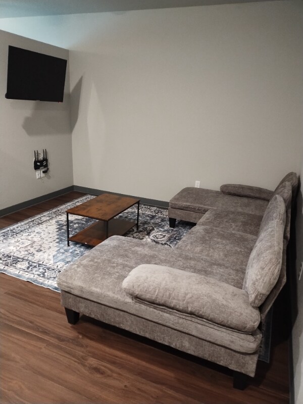 5833 Homewood Dr in Fort Wayne, IN - Foto de edificio - Building Photo