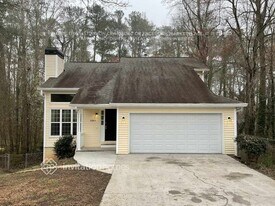 2861 Lithia Pl in Lithia Springs, GA - Building Photo