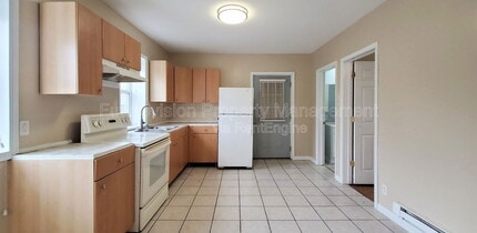 839 N Broadway St in Joliet, IL - Foto de edificio - Building Photo