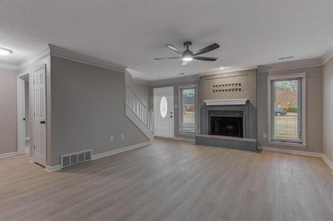 7105 Santa Cruz Dr in Bartlett, TN - Foto de edificio - Building Photo