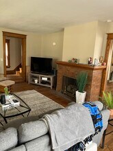 1301 Fulton St W in Grand Rapids, MI - Foto de edificio - Building Photo