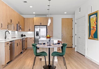 The Boheme in Dallas, TX - Building Photo - Building Photo