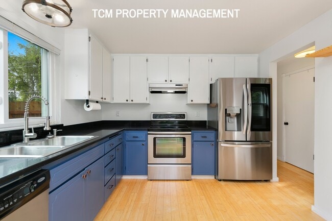 20509 Filbert Dr in Bothell, WA - Building Photo - Building Photo