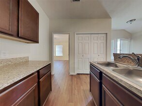 15739 Regal Trace Ln in Houston, TX - Building Photo - Building Photo